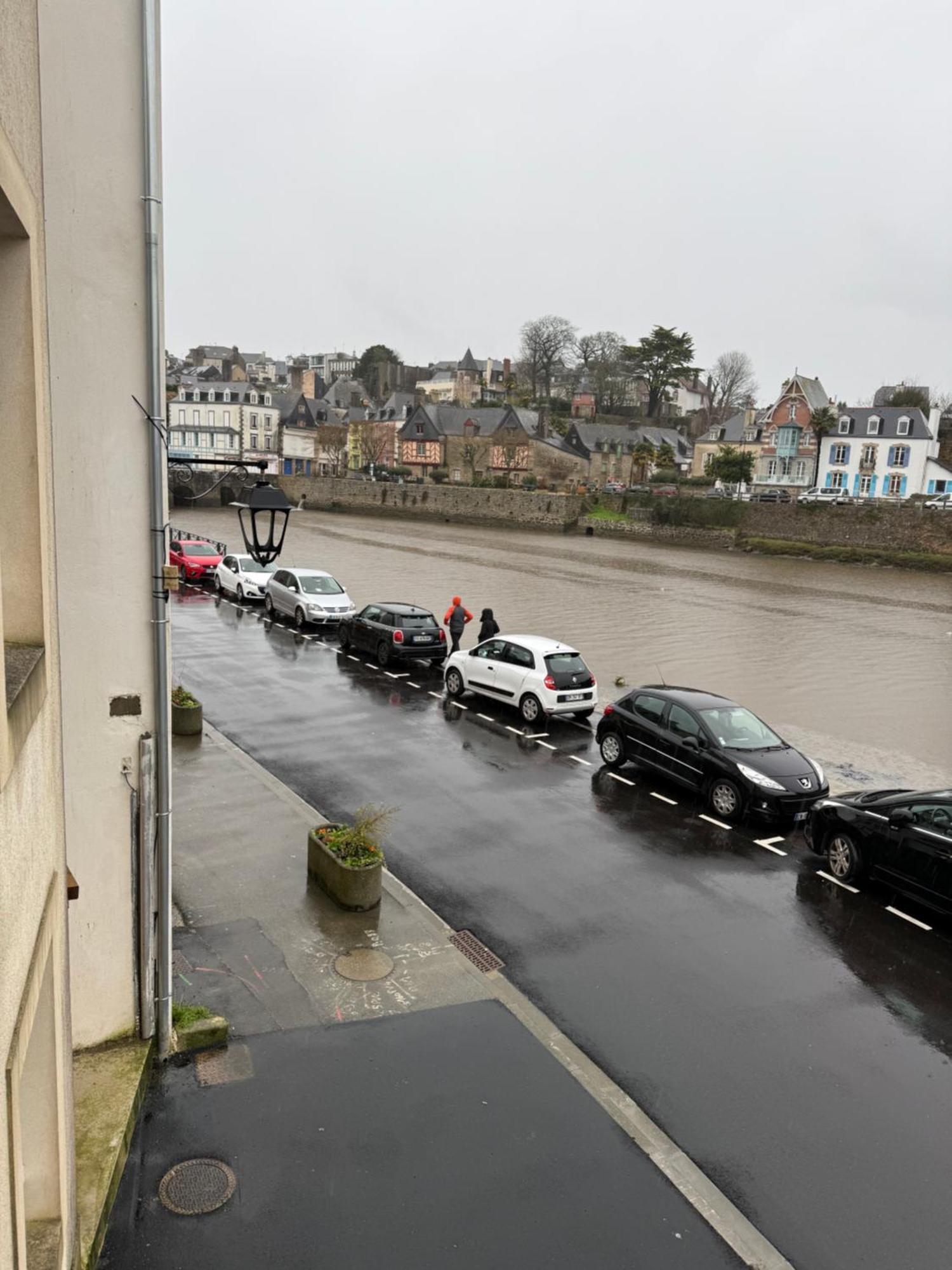 Appartement T2 Vue Sur La Riviere Avec Garage Privatif - Port De Saint-Goustan 오레 외부 사진