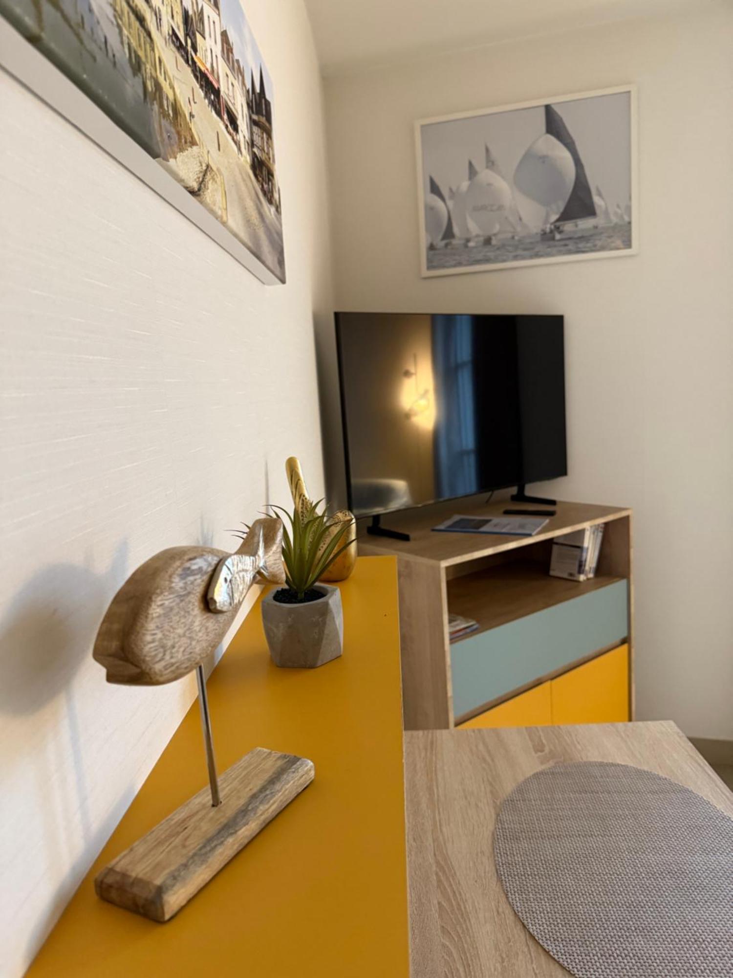 Appartement T2 Vue Sur La Riviere Avec Garage Privatif - Port De Saint-Goustan 오레 외부 사진
